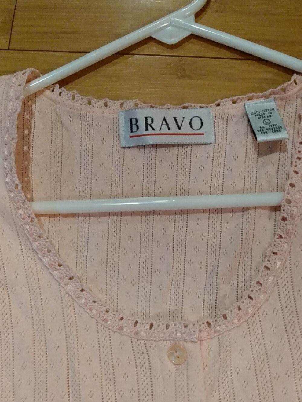 Light Pink Ribbed Button-Front Crop Top - Picture 2 of 4